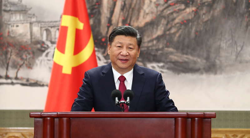 2017年10月25日，習(xí)近平總書記在北京人民大會(huì)堂同采訪十九大的中外記者見面。